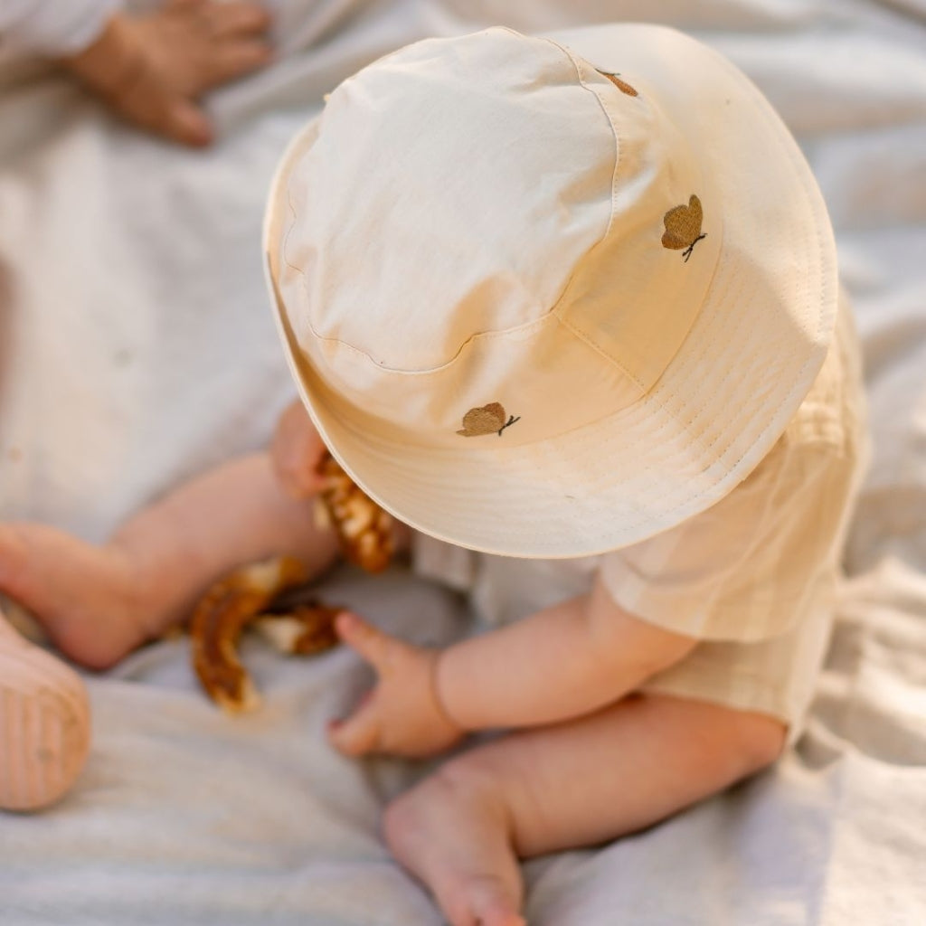 nuuroo - Bøllehat til børn - Str. 52 - 100% Økologisk bomuld - Cream Butterfly