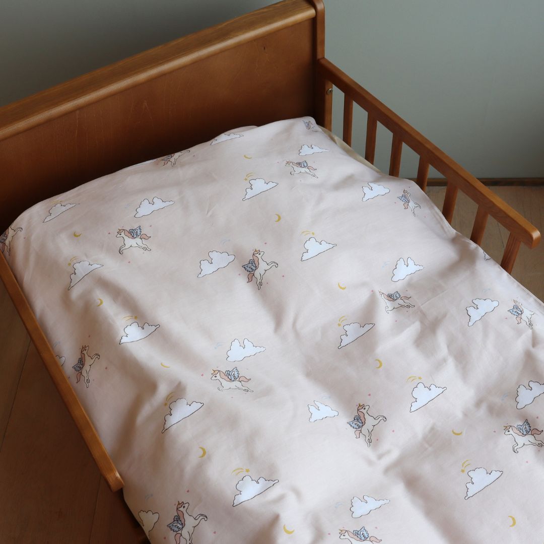 By Mats - Baby sengetøj - 100% Blødt bomuld - 70x100 cm - Unicorn Dream