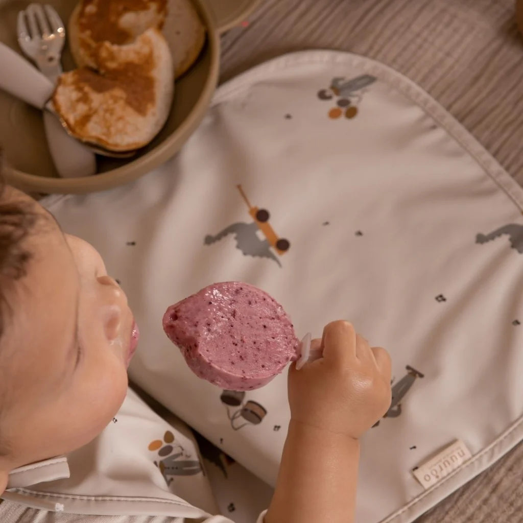 nuuroo - Lang vandafvisende hagesmæk - Genanvendt polyester - Music Dino