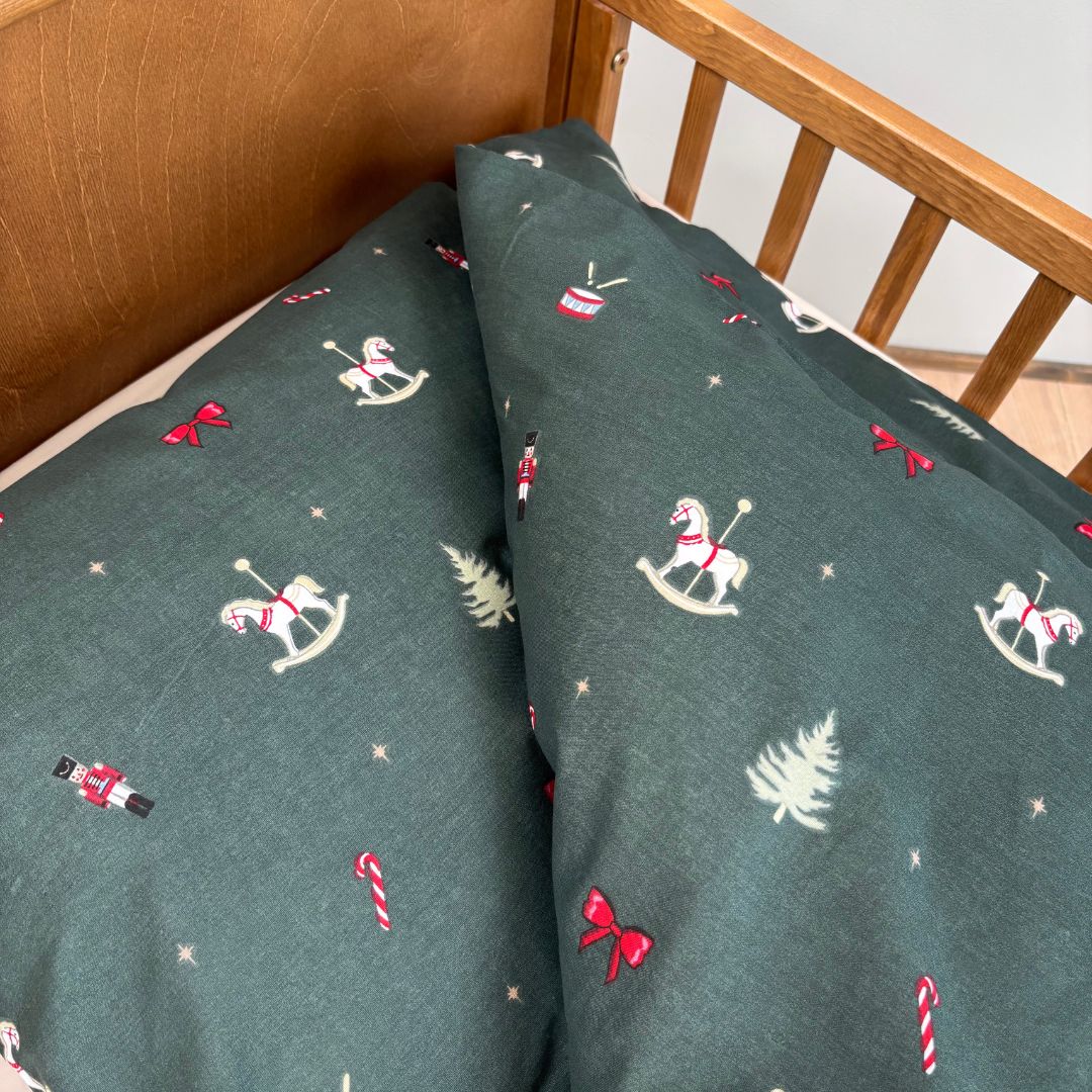 By Mats - Junior sengetøj - 100% Blødt bomuld - 100x140 cm - Christmas Toys