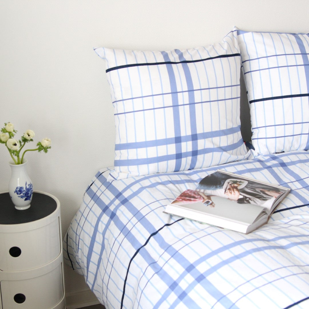 X - BySKAGEN - Juniorsengetøj - 100x140 cm - Blåstribet