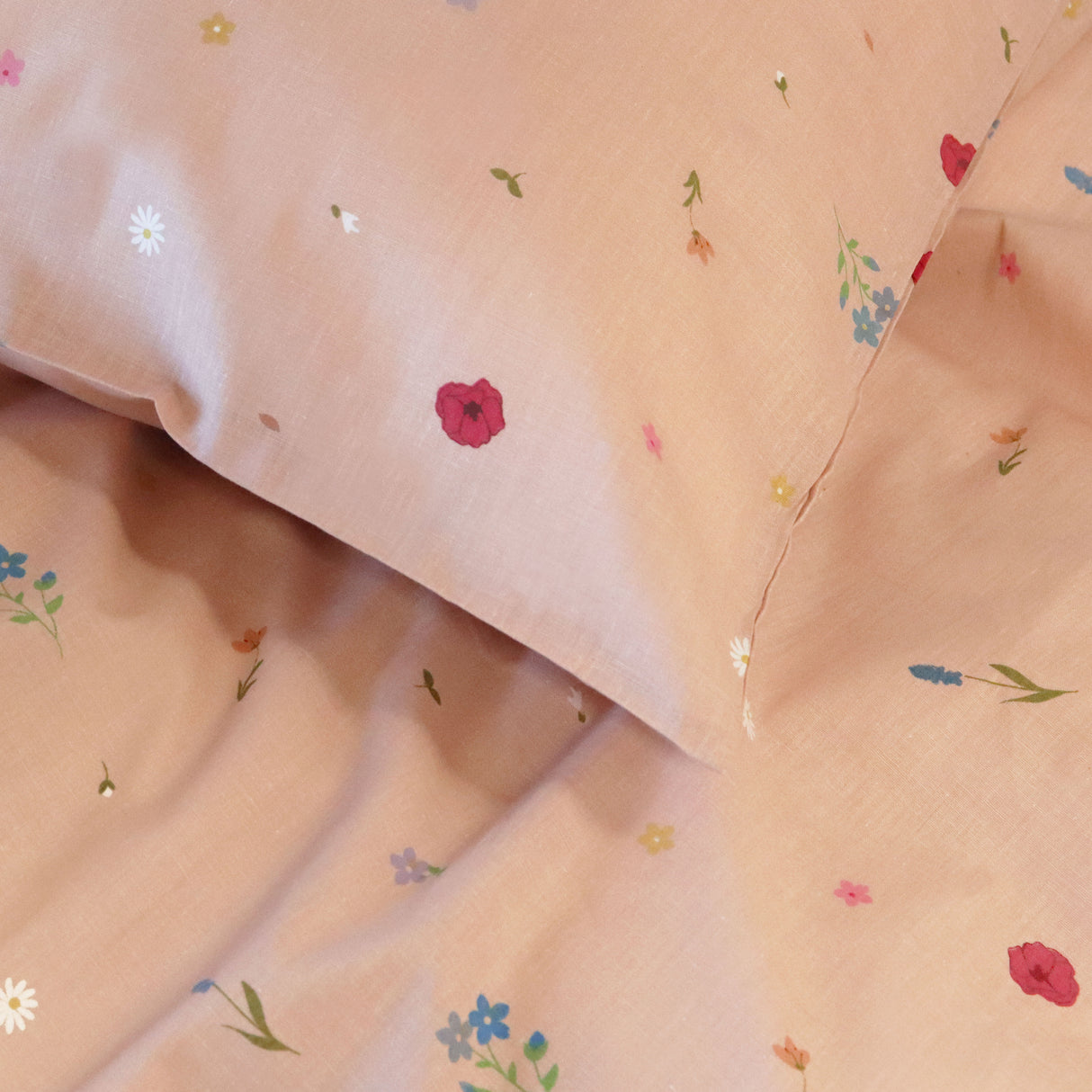 By Mats - Junior sengetøj - 100% Blødt bomuld - 100x140 cm - Flower Love