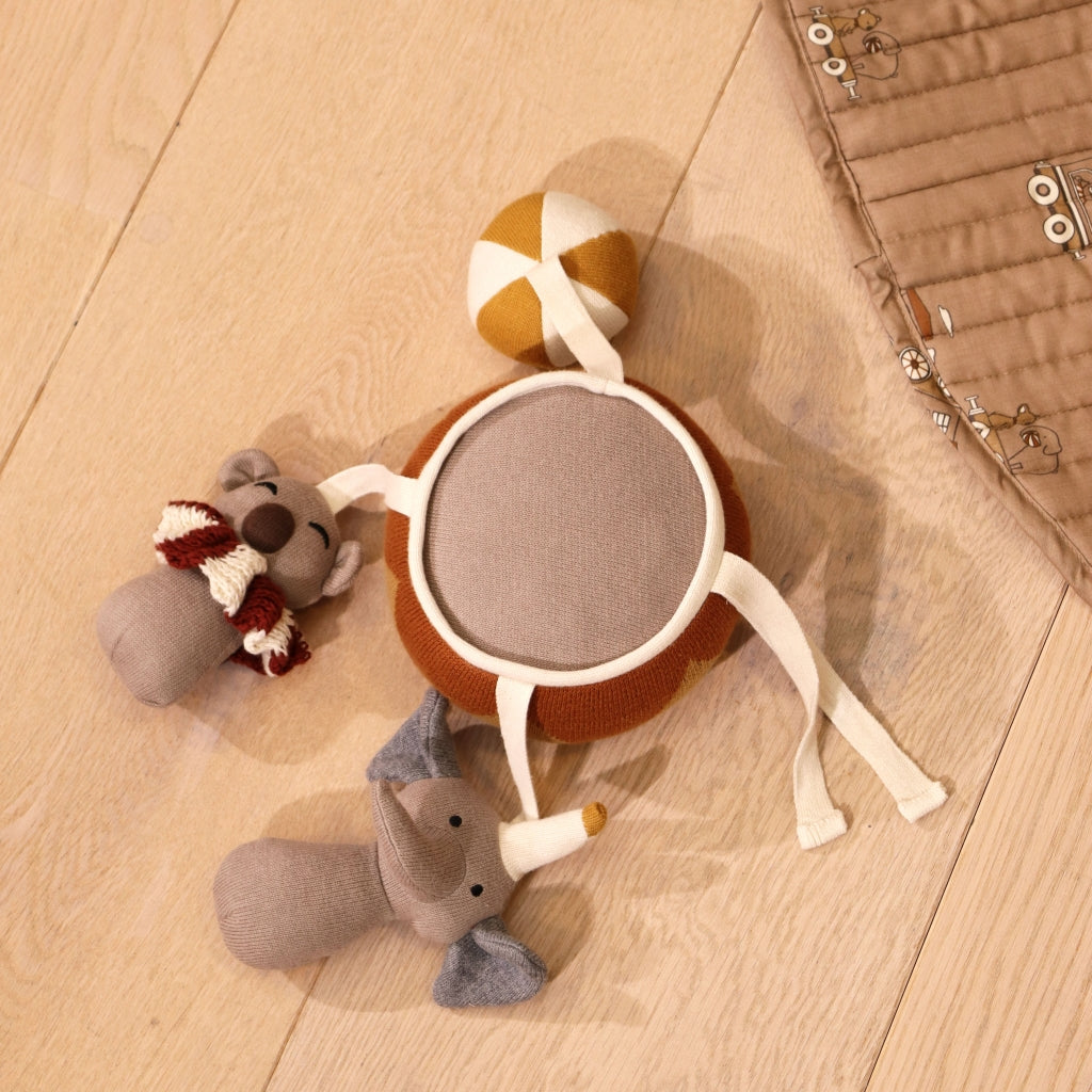 nuuroo - Aktivitetslegetøj med lyd - Økologisk bomuld