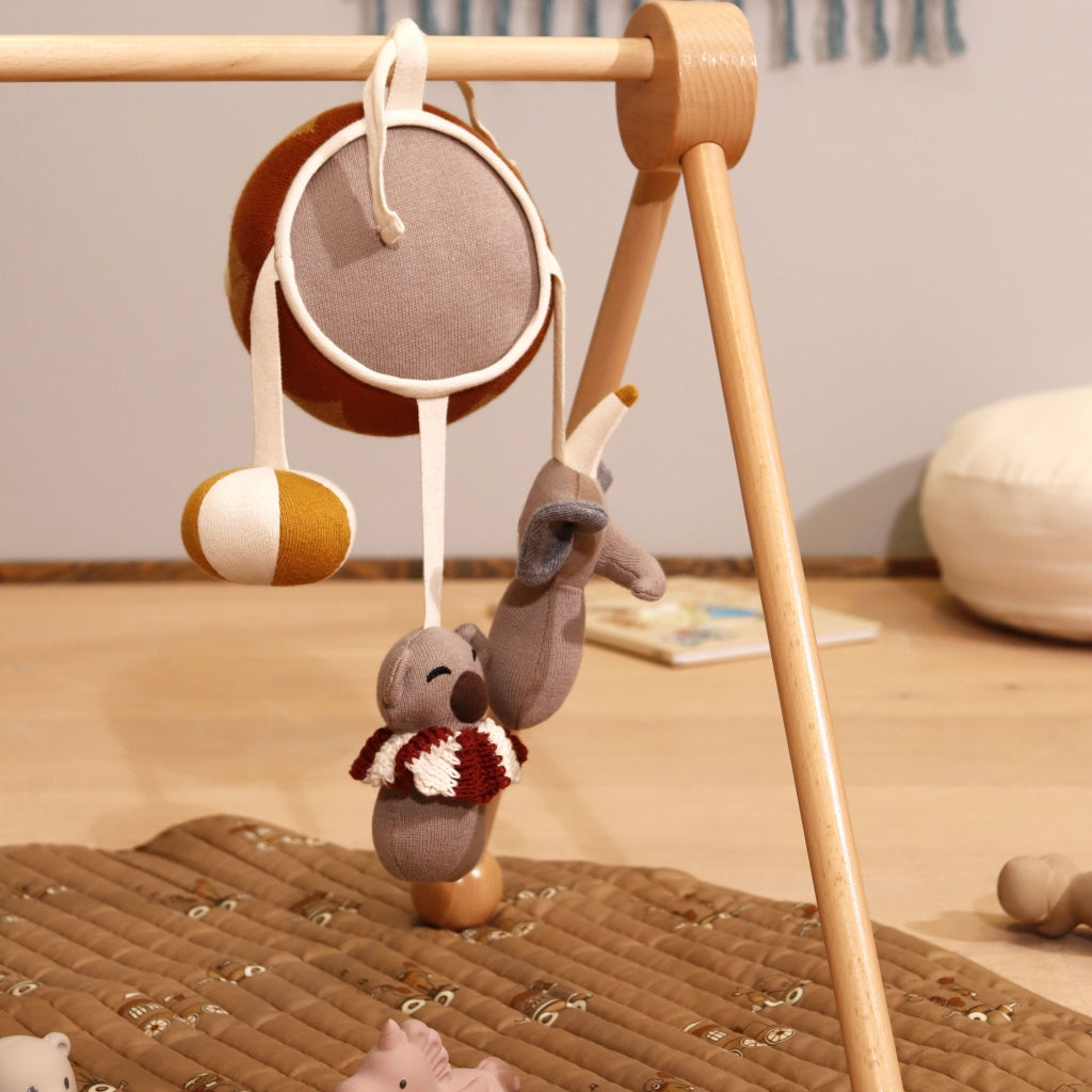 nuuroo - Aktivitetslegetøj med lyd - Økologisk bomuld