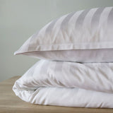 B - Senior sengetøj - 140x200 cm - 100% Bambus - White stripe