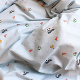 By Mats - Baby sengetøj - 100% Blødt bomuld - 70x100 cm - Football