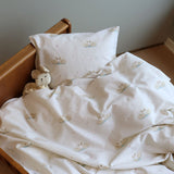 By Mats - Baby sengetøj - 100% Blødt bomuld - 70x100 cm - Swan love